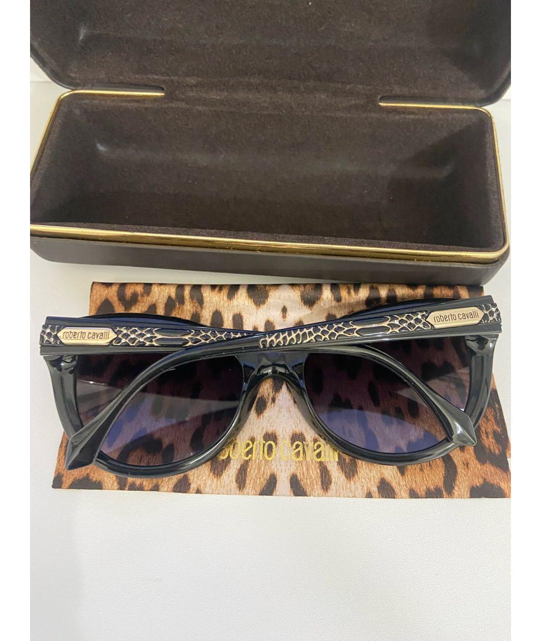 ROBERTO CAVALLI Черные пластиковые солнцезащитные очки, фото 3