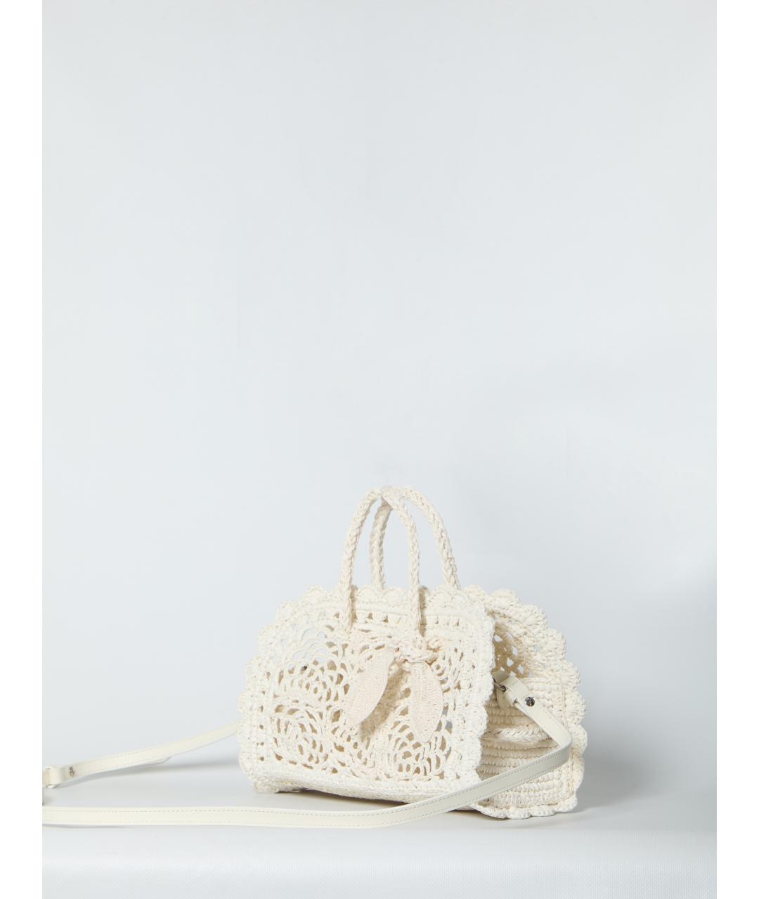 JACQUEMUS Белая пелетеная сумка через плечо, фото 2