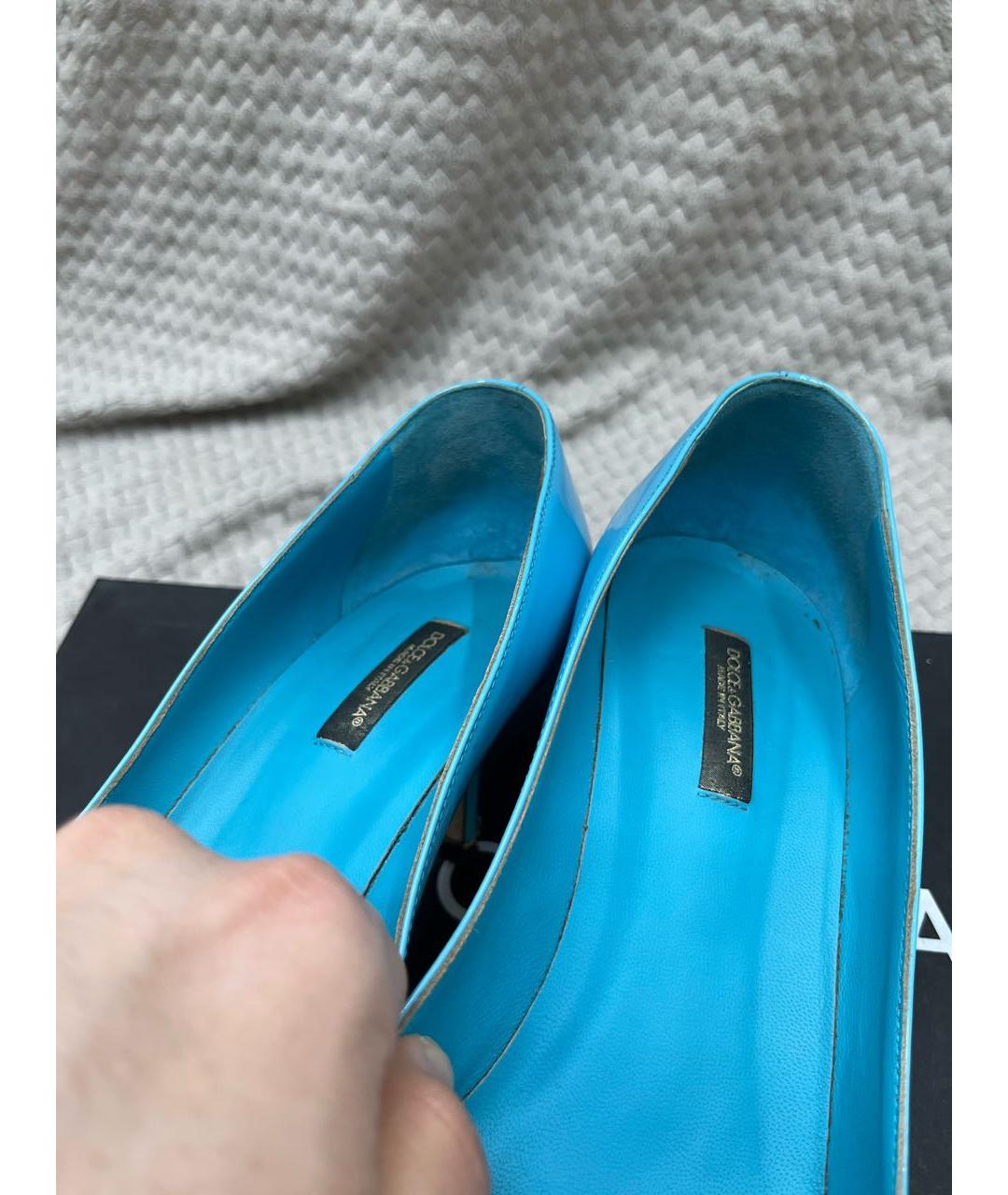 DOLCE&GABBANA Голубые туфли из лакированной кожи, фото 2