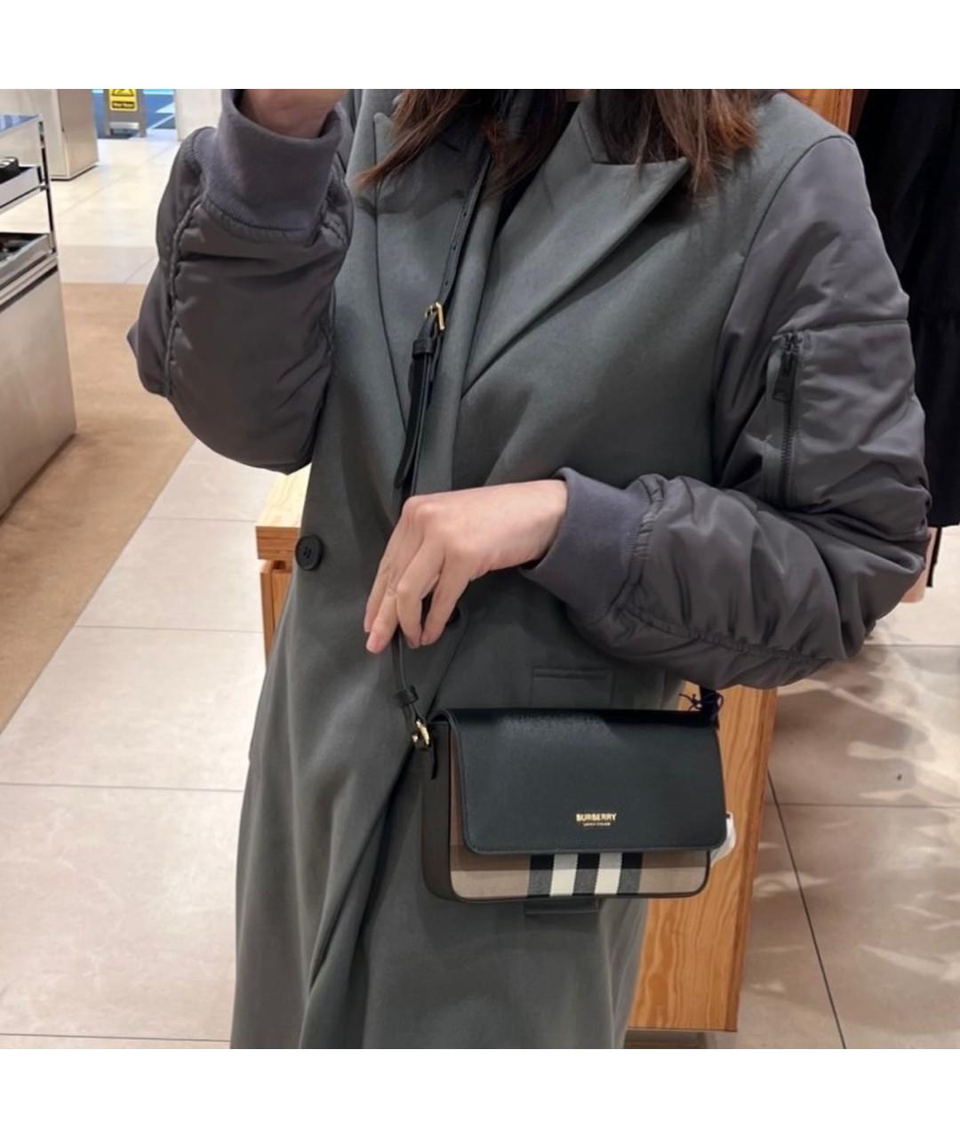 BURBERRY Черная кожаная сумка через плечо, фото 8