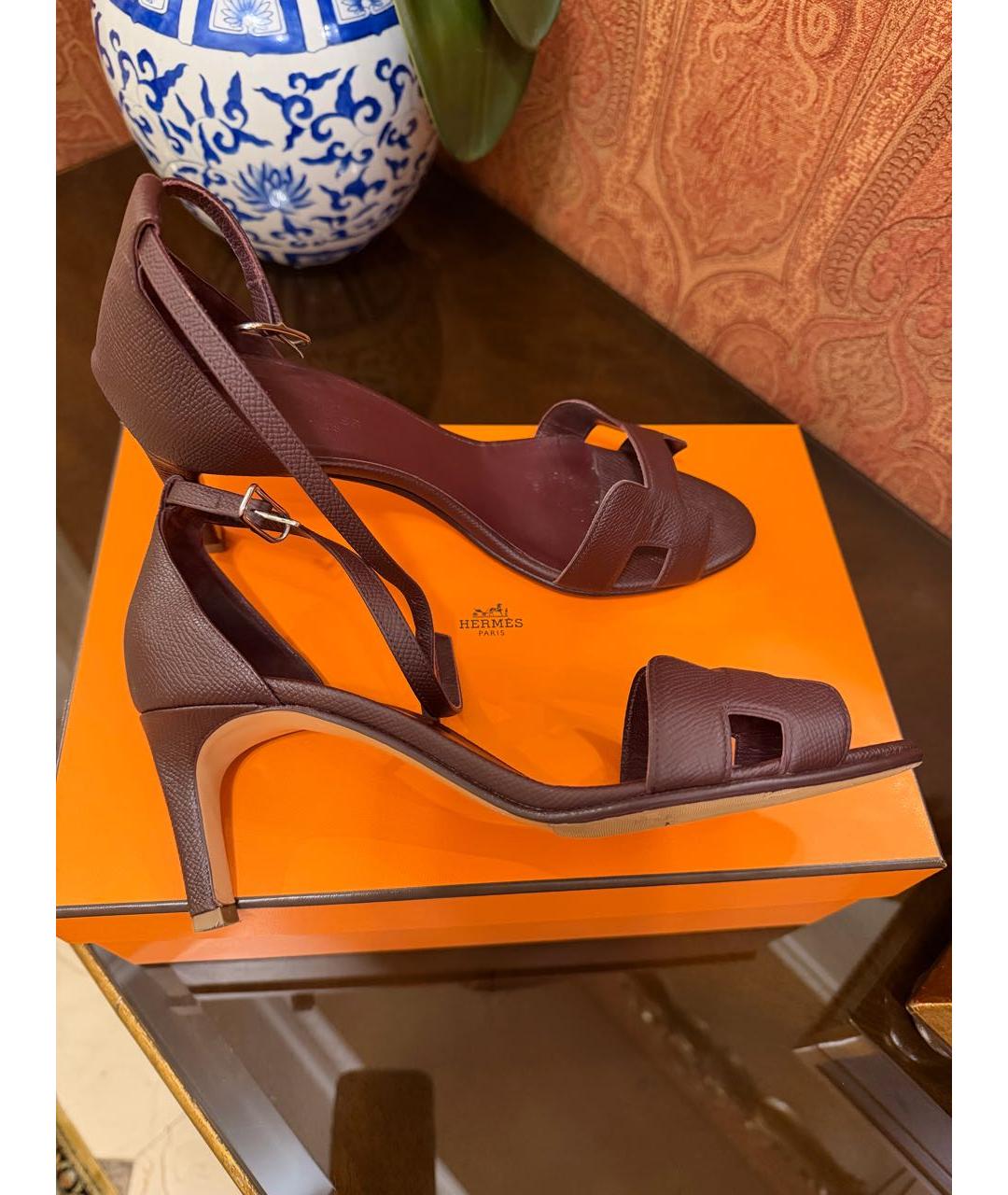 HERMES Бордовые кожаные босоножки, фото 5