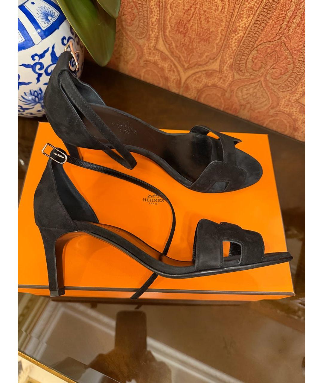 HERMES Черные замшевые босоножки, фото 4