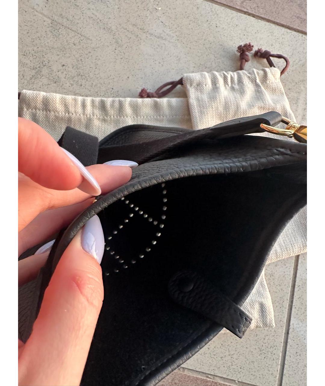 HERMES Черная сумка через плечо из лакированной кожи, фото 5