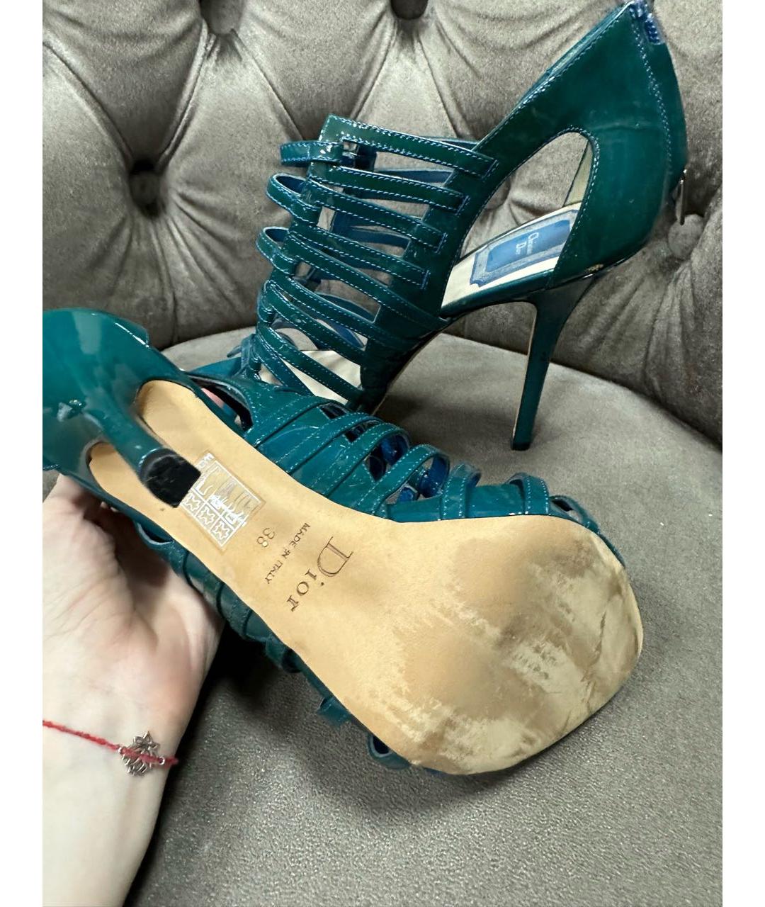 CHRISTIAN DIOR Зеленые босоножки из лакированной кожи, фото 5