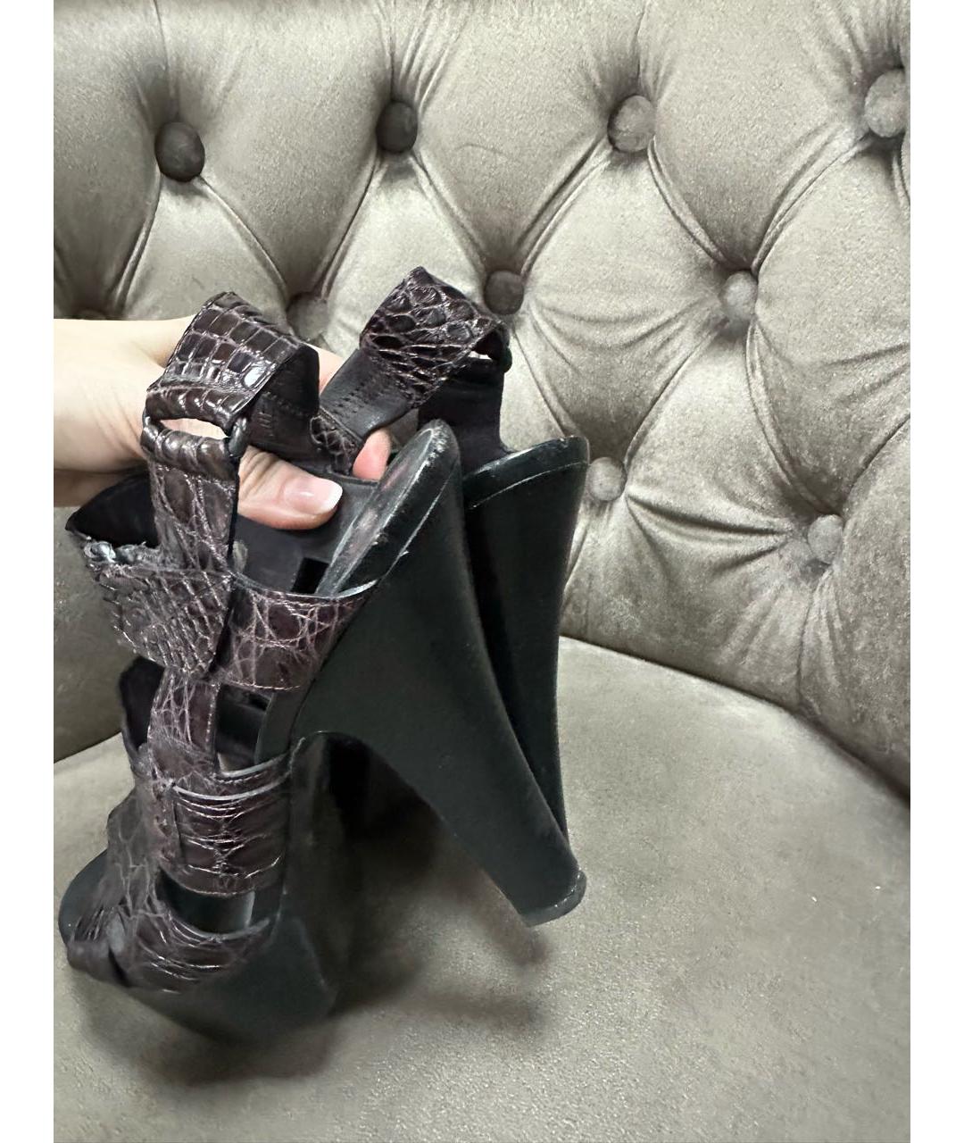 BOTTEGA VENETA Коричневые босоножки, фото 4