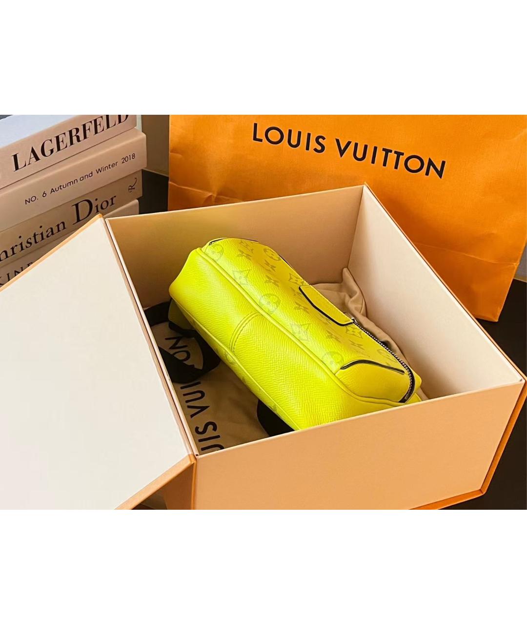 LOUIS VUITTON Желтая сумка через плечо, фото 5