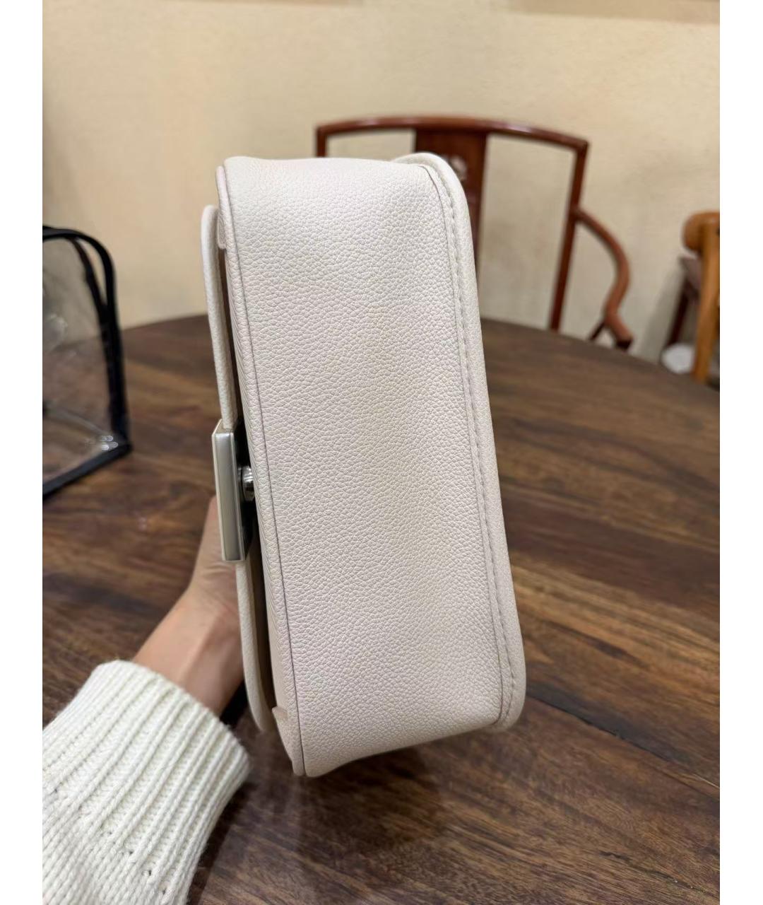 LOUIS VUITTON Белая сумка через плечо, фото 4