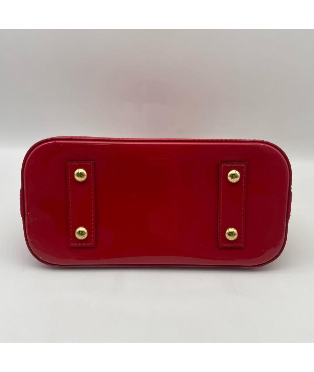 LOUIS VUITTON Красная сумка с короткими ручками из лакированной кожи, фото 4