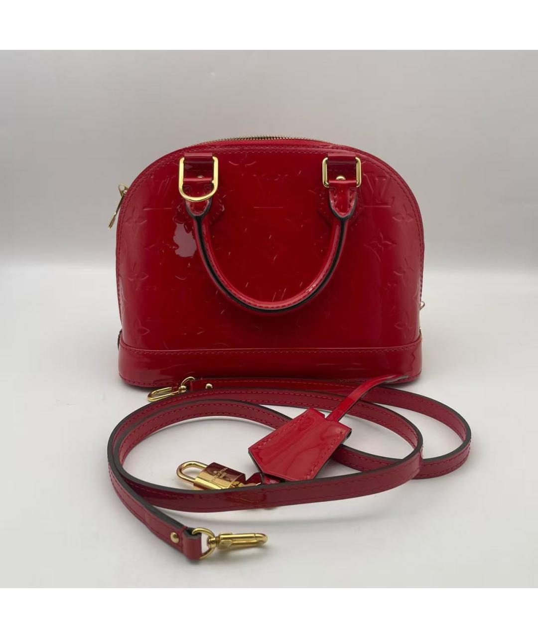 LOUIS VUITTON Красная сумка с короткими ручками из лакированной кожи, фото 2