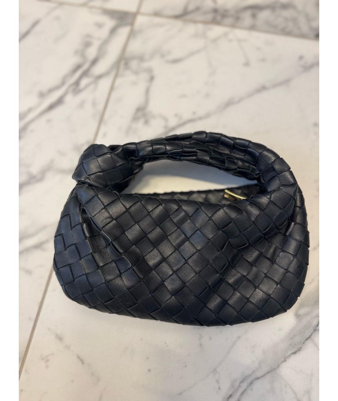 BOTTEGA VENETA Черная кожаная сумка с короткими ручками, фото 4