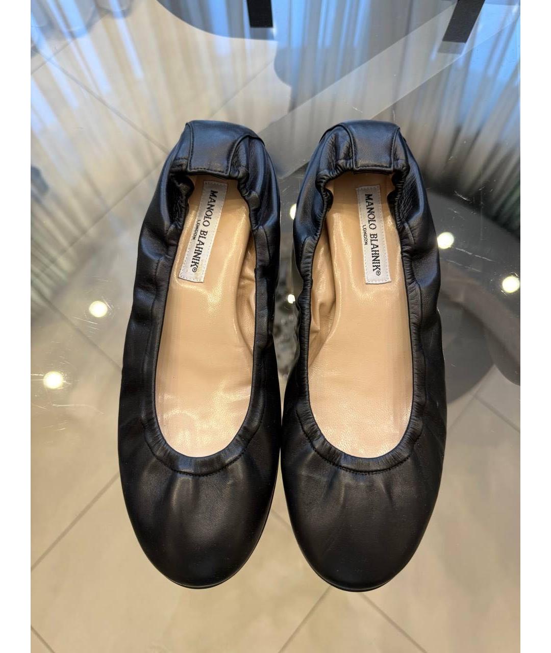 MANOLO BLAHNIK Черные кожаные балетки, фото 2