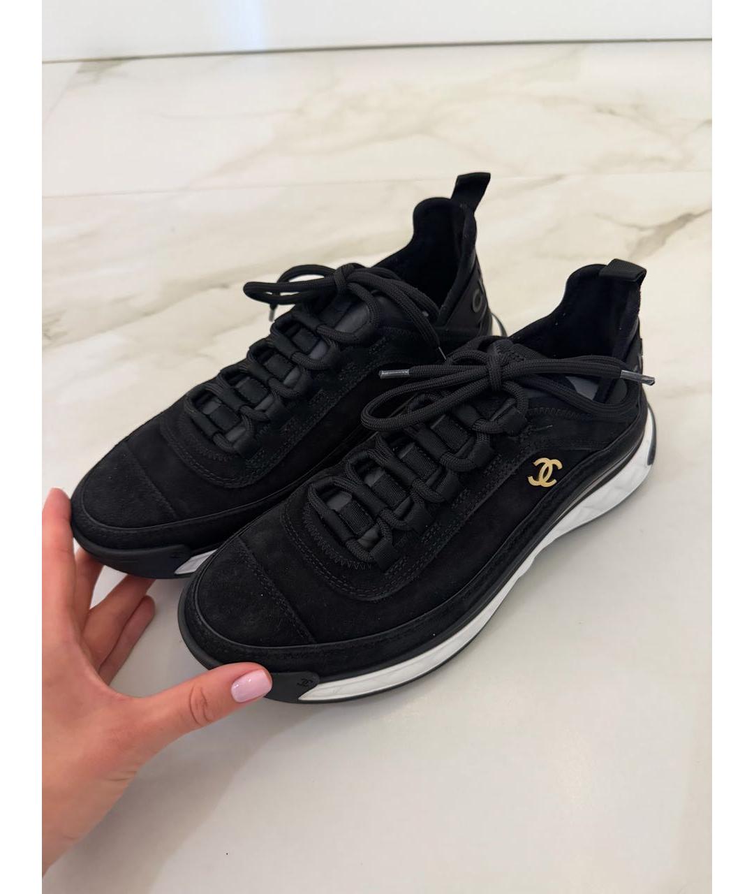 CHANEL Черные замшевые кроссовки, фото 2