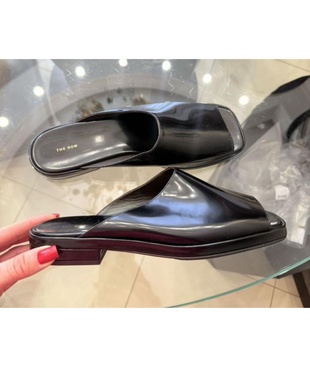 THE ROW Черные мюли из лакированной кожи, фото 8