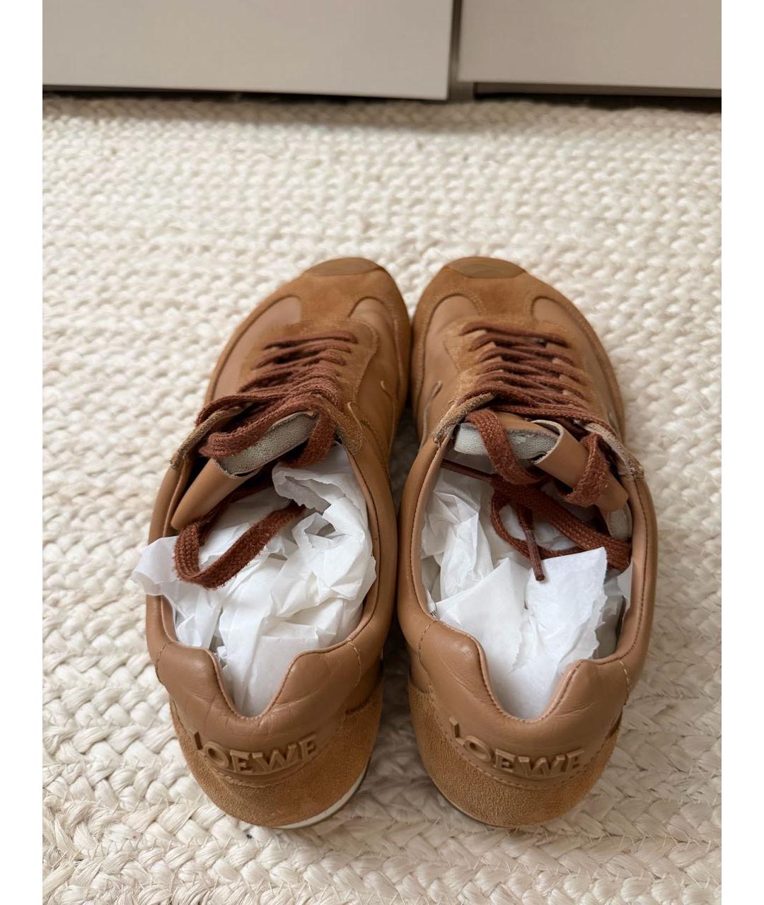 LOEWE Коричневые замшевые кеды, фото 3