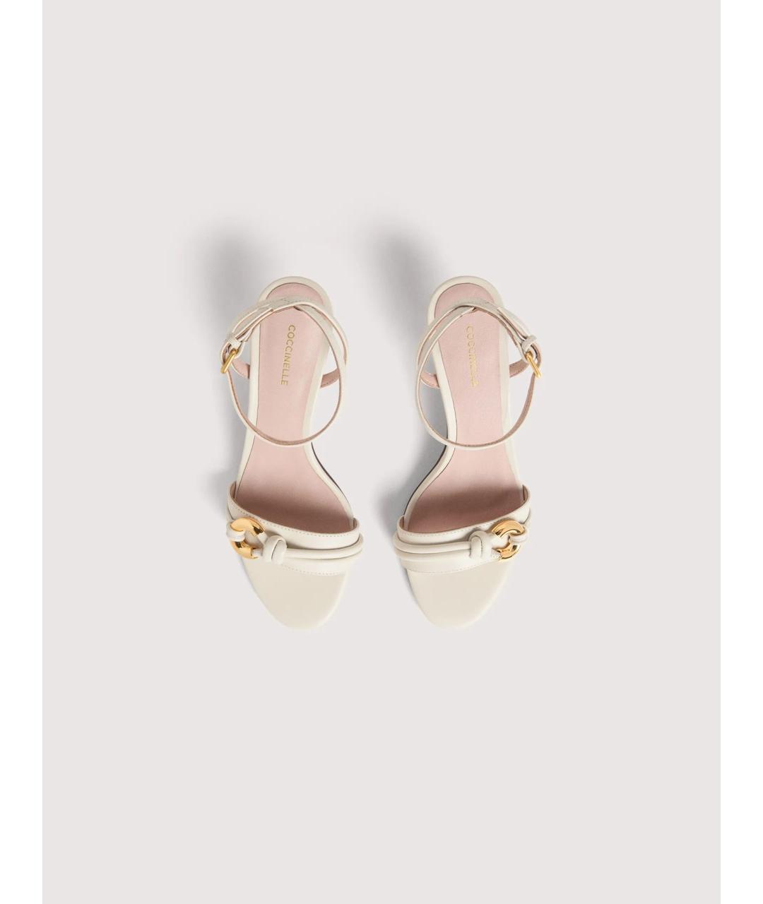 COCCINELLE Белые кожаные босоножки, фото 2