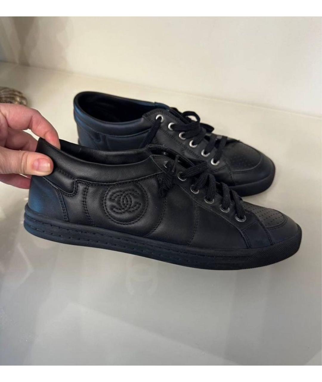 CHANEL Черные кожаные кеды, фото 2