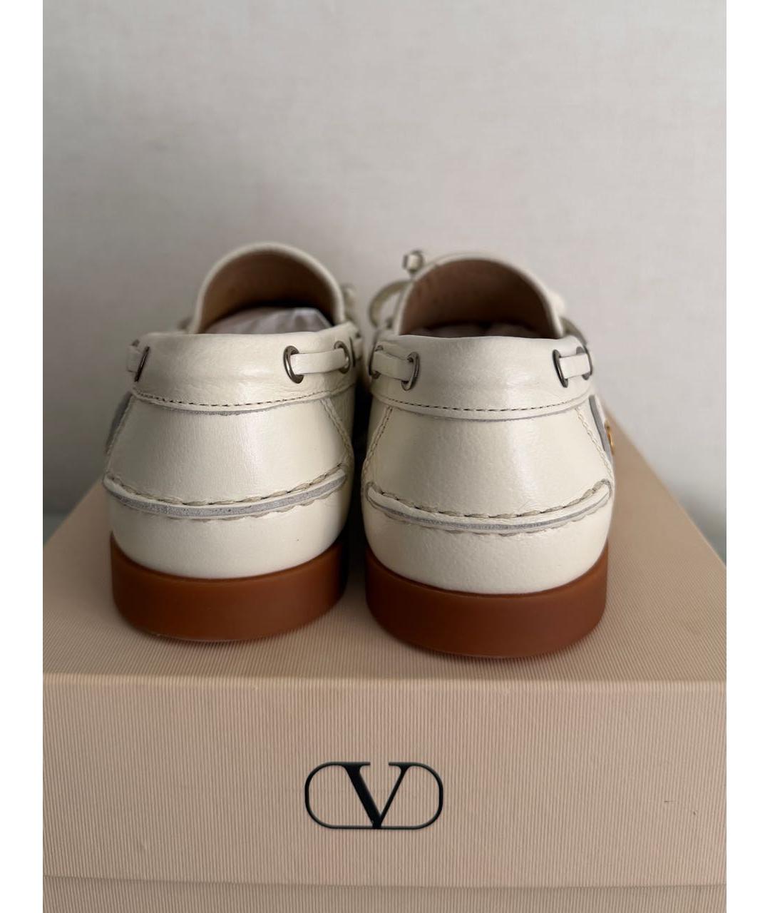 VALENTINO Белые кожаные мокасины, фото 4