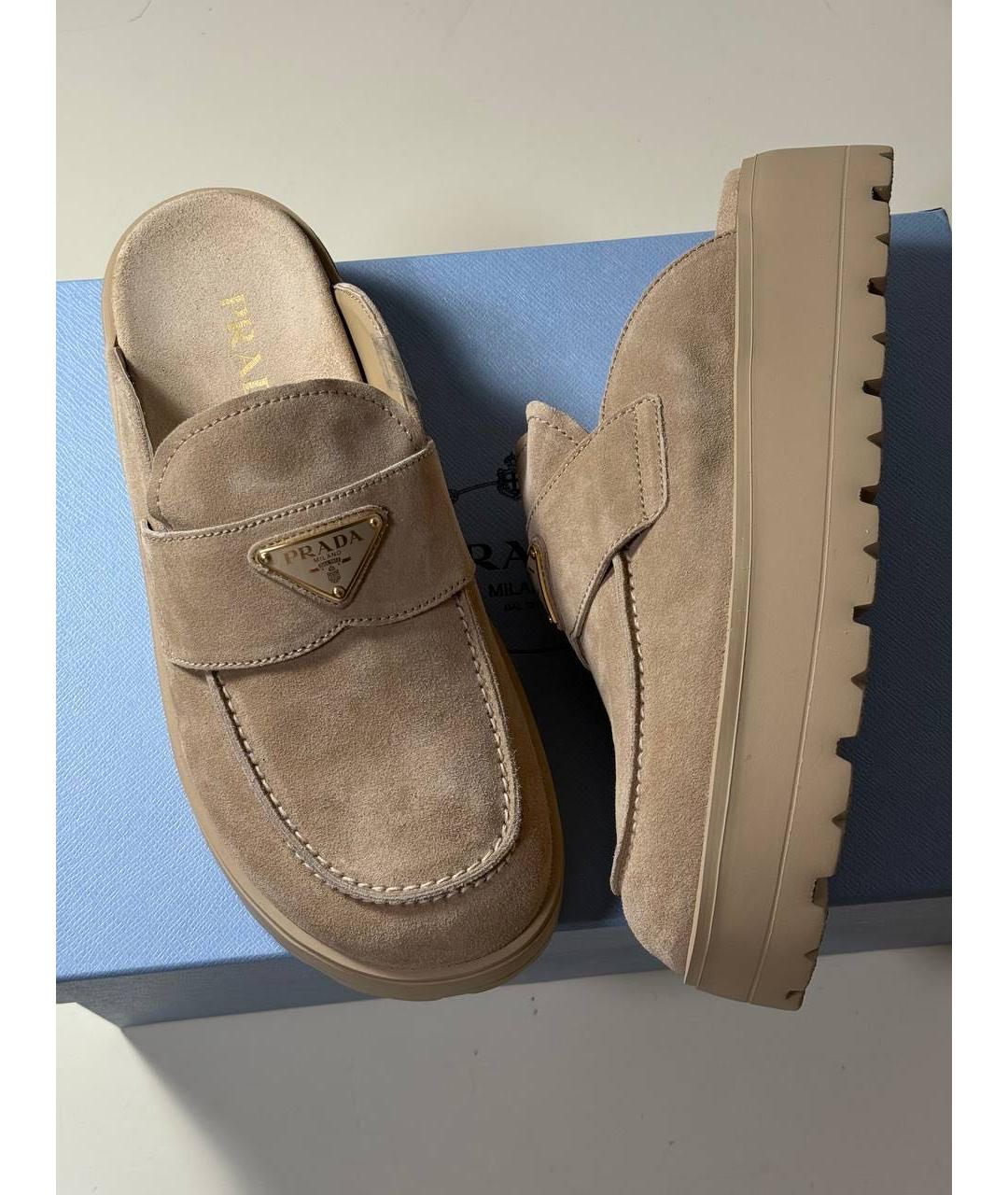 PRADA Бежевые замшевые мюли, фото 3