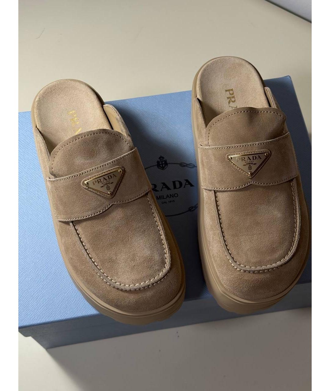 PRADA Бежевые замшевые мюли, фото 4