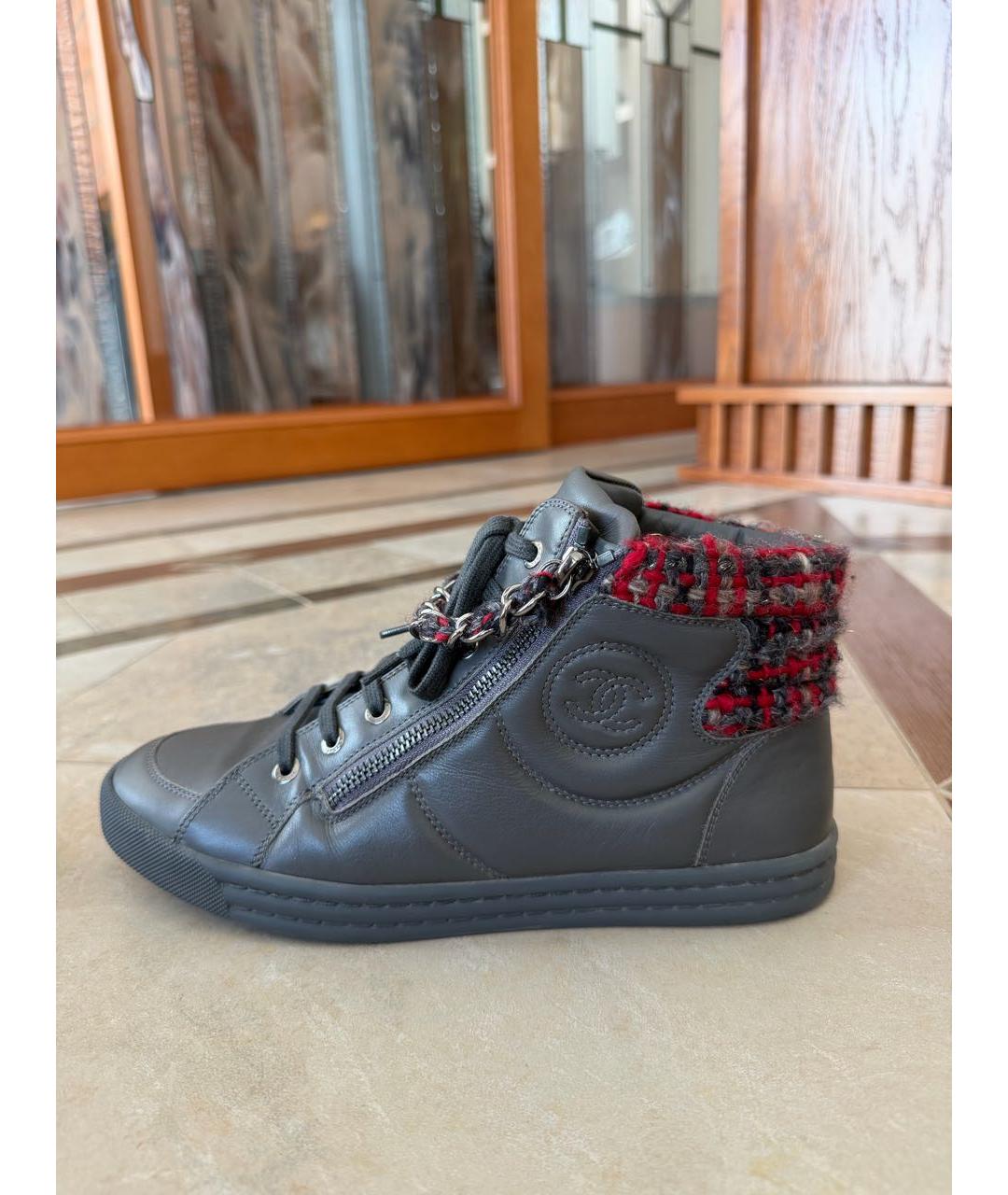 CHANEL Антрацитовые кожаные кеды, фото 7