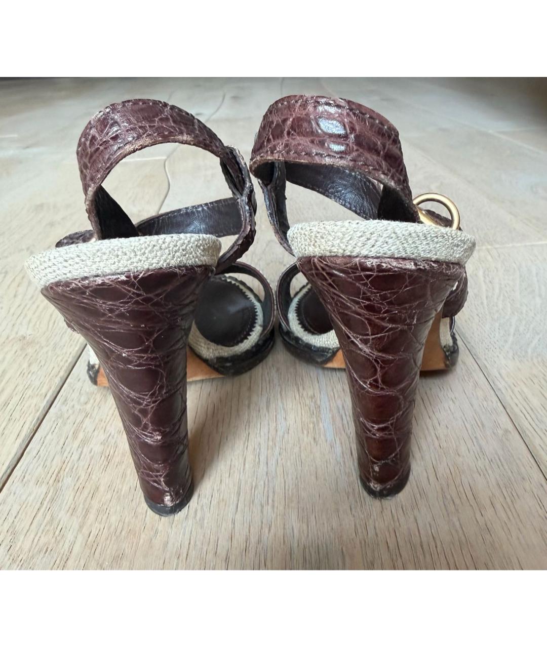 SAINT LAURENT Коричневые босоножки из экзотической кожи, фото 6