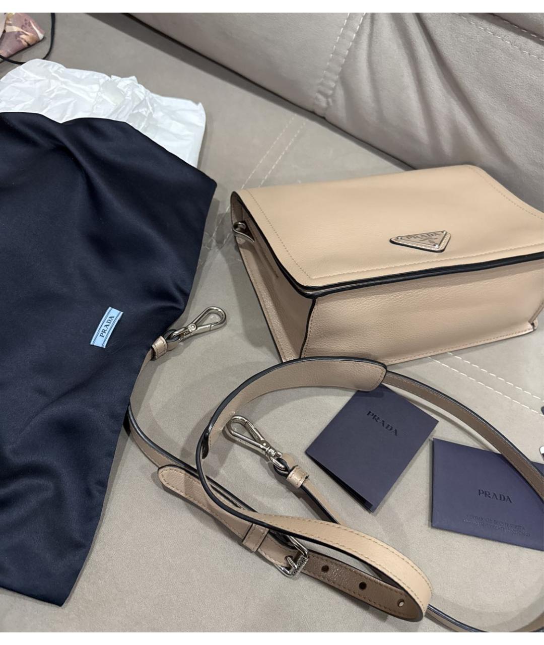 PRADA Бежевая кожаная сумка через плечо, фото 6