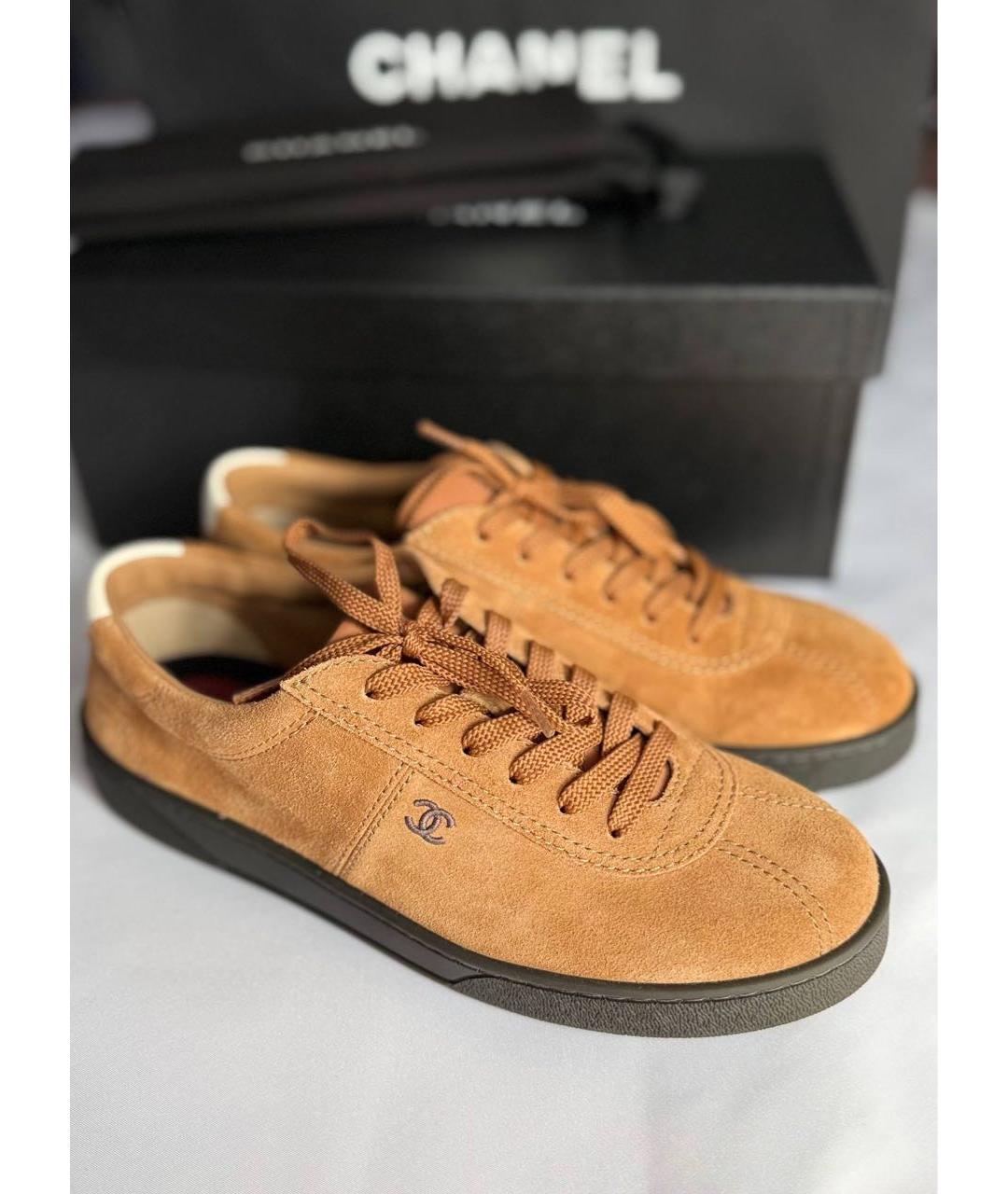 CHANEL Коричневые замшевые кеды, фото 8