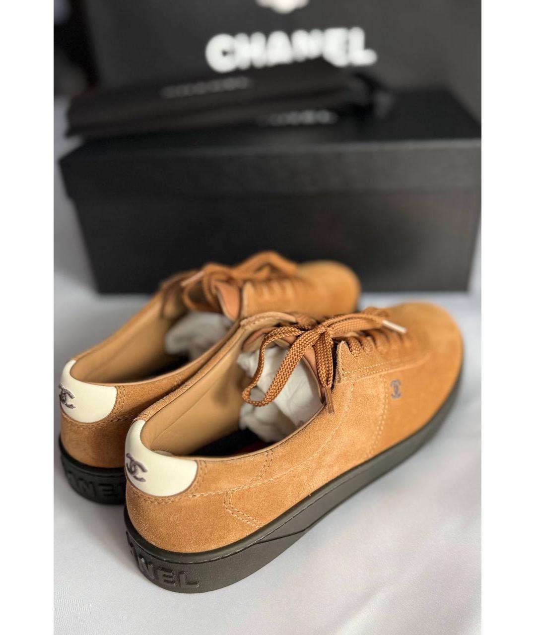 CHANEL Коричневые замшевые кеды, фото 7