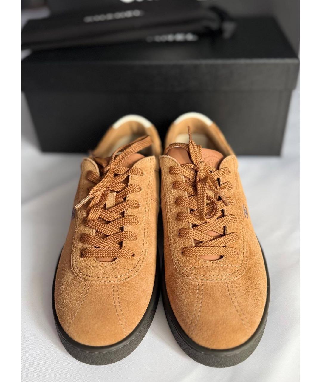 CHANEL Коричневые замшевые кеды, фото 2