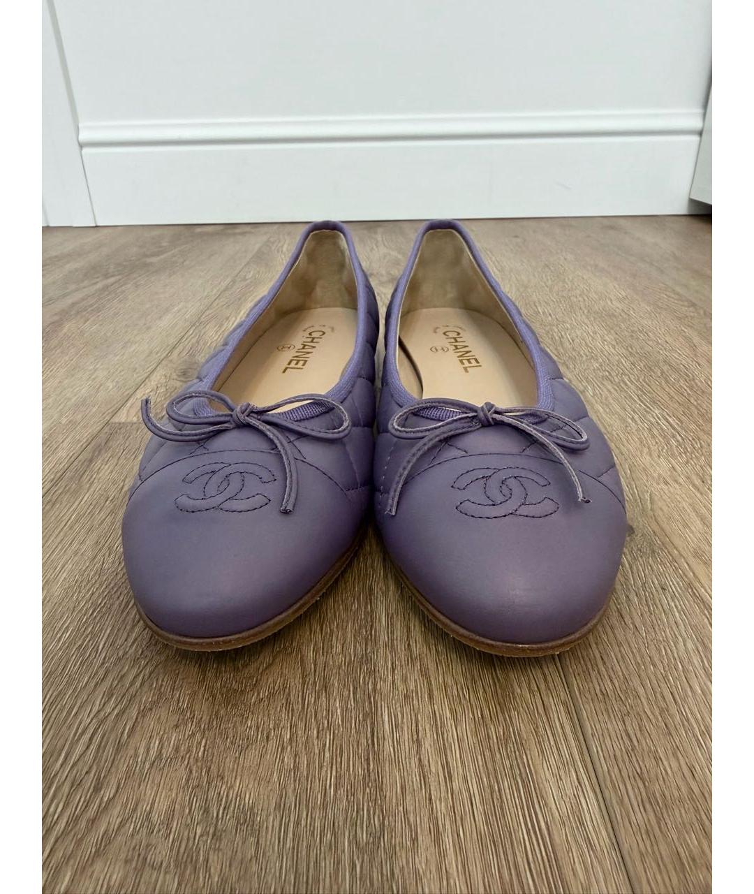 CHANEL Фиолетовые кожаные балетки, фото 2