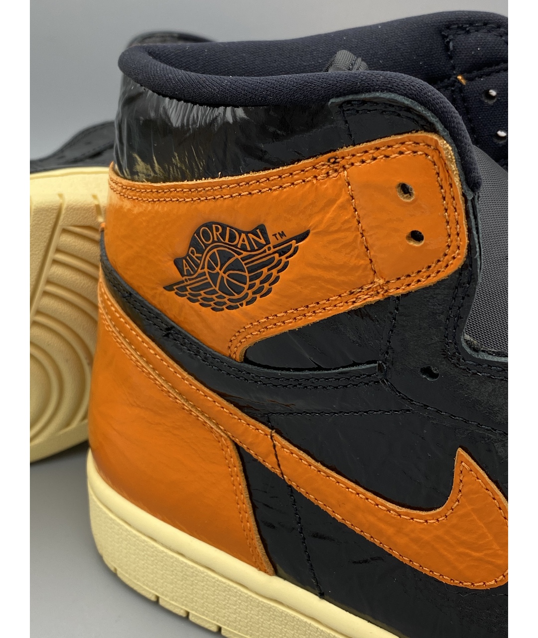 JORDAN Оранжевое высокие кроссовки / кеды из лакированной кожи, фото 3
