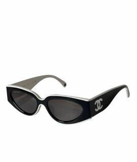 CHANEL Солнцезащитные очки