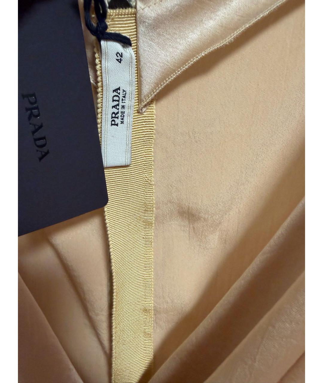 PRADA Золотое шелковое коктейльное платье, фото 3