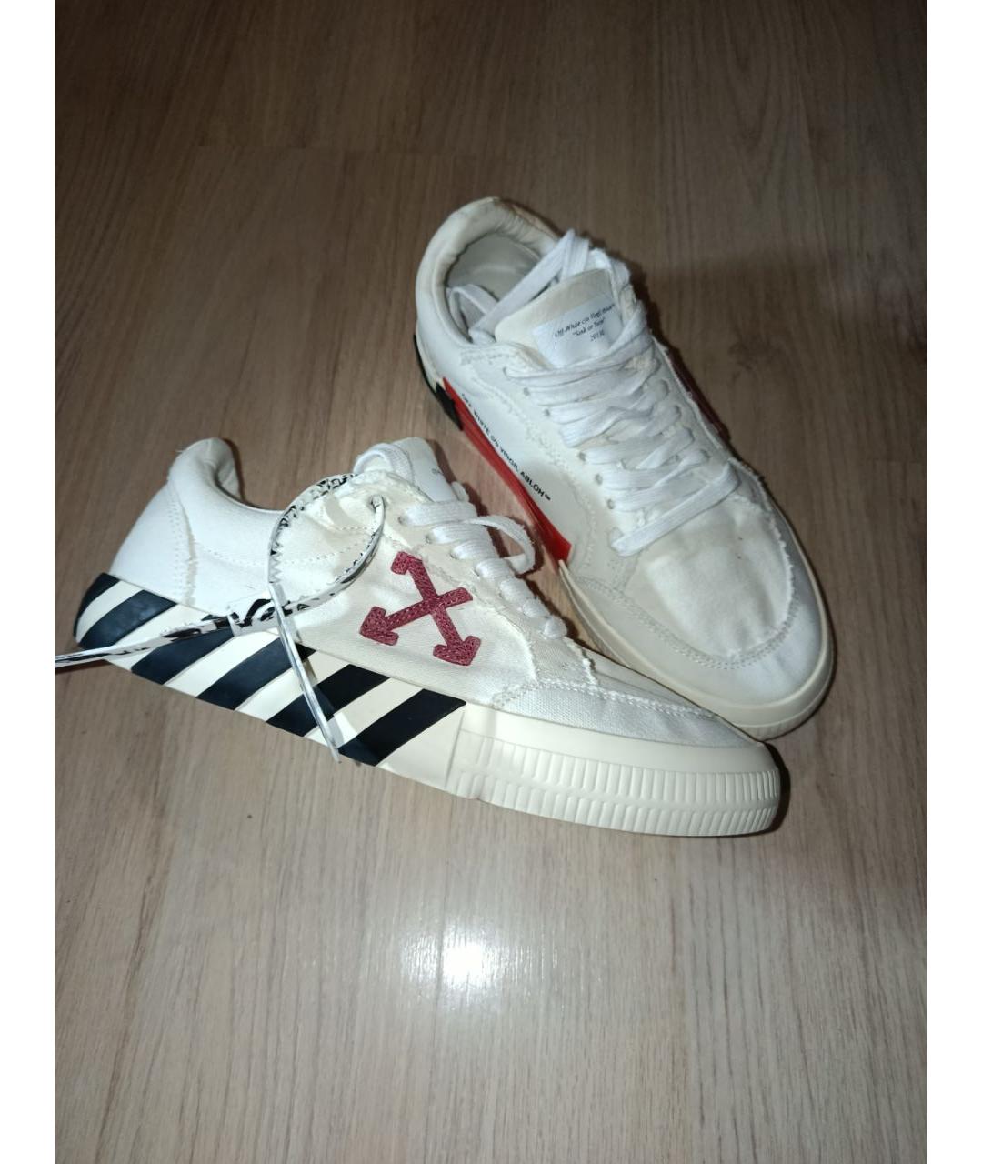 OFF-WHITE Белые замшевые низкие кроссовки / кеды, фото 3