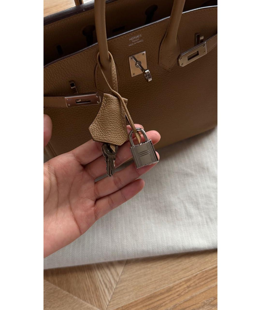 HERMES Бежевая кожаная сумка с короткими ручками, фото 5