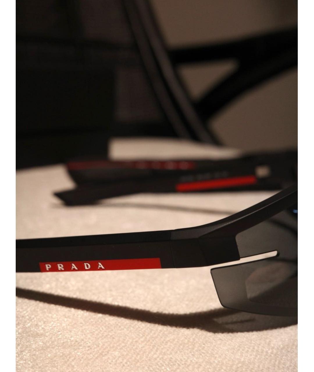 PRADA Черные пластиковые солнцезащитные очки, фото 5