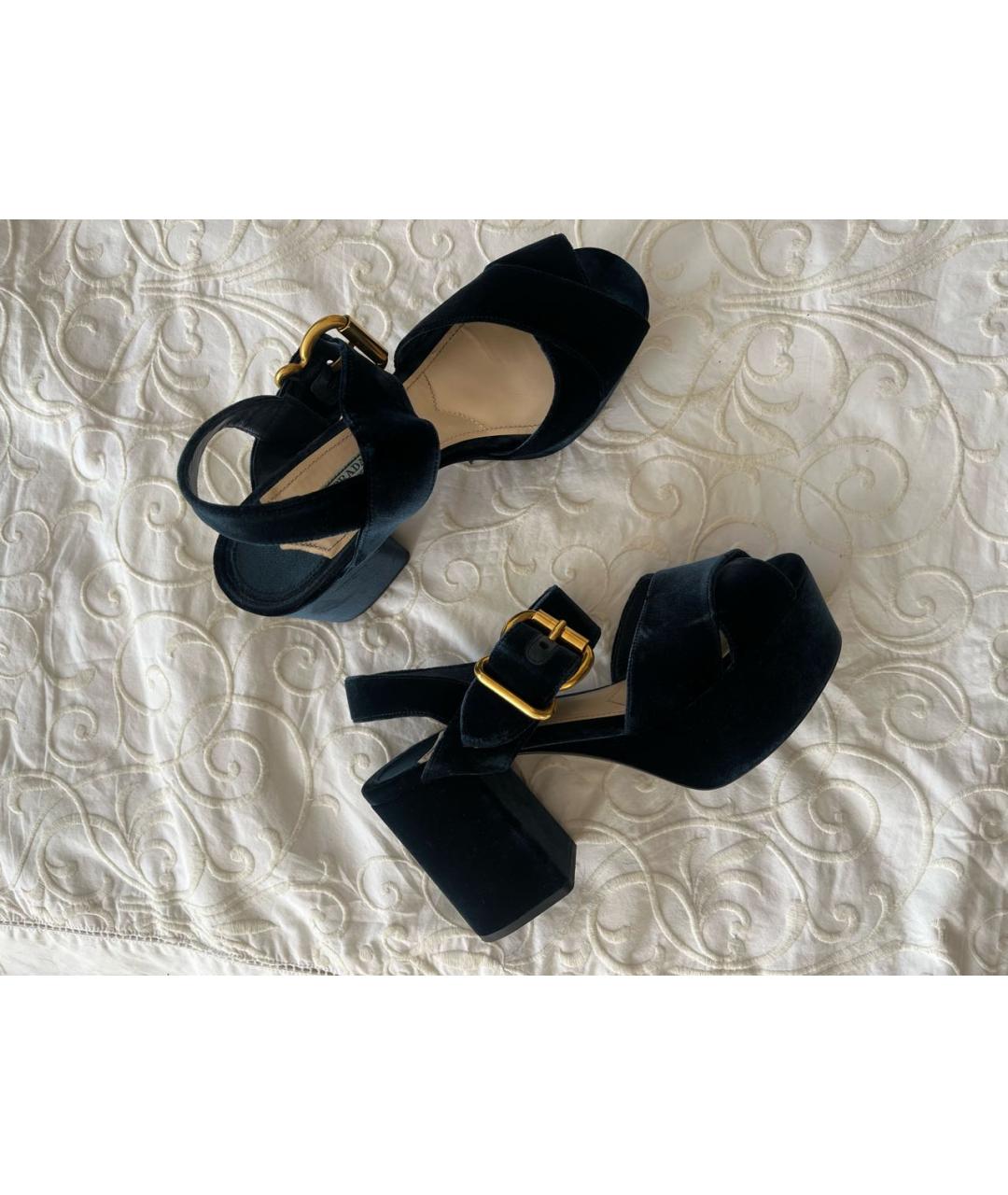 PRADA Темно-синие бархатные босоножки, фото 2