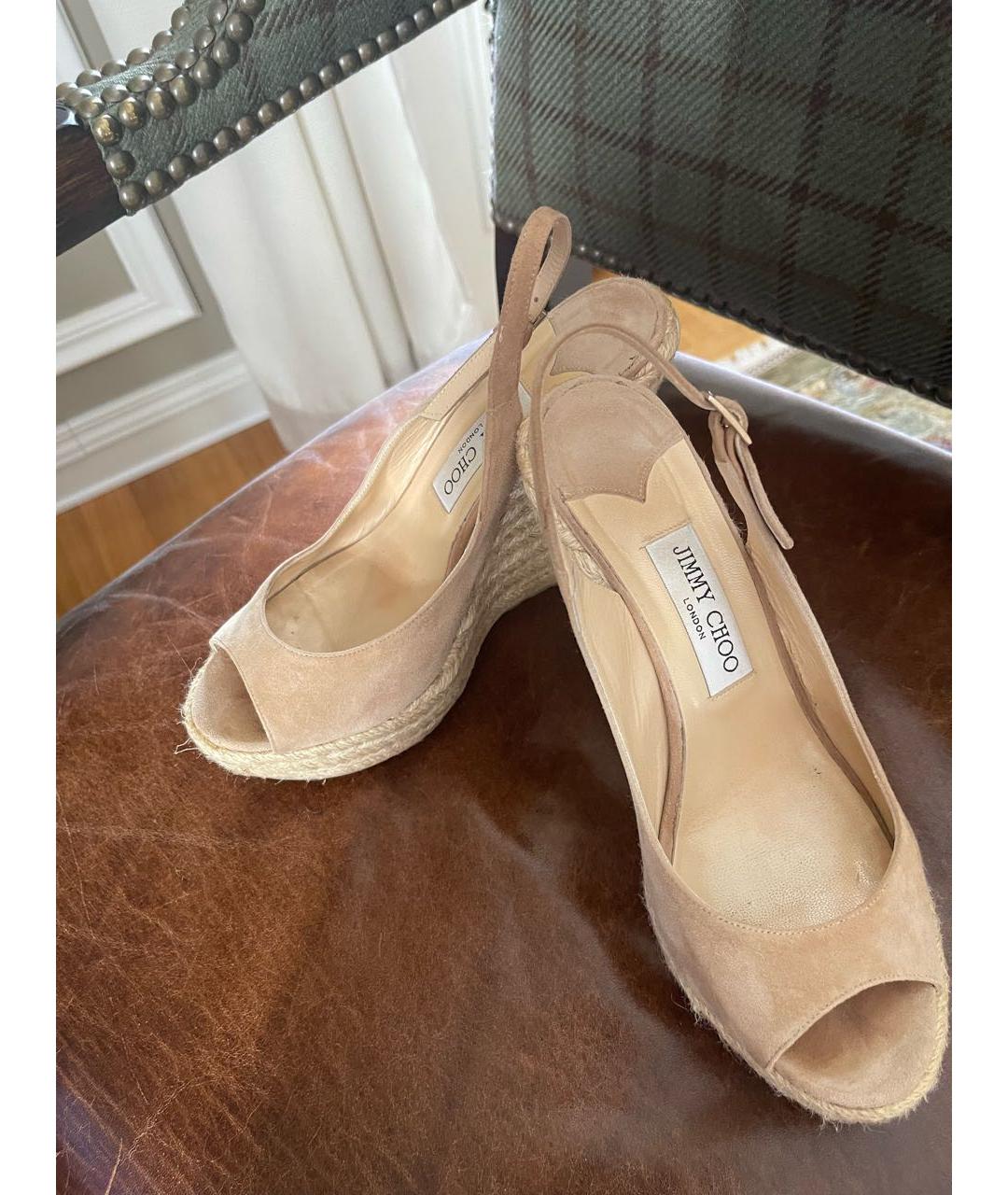 JIMMY CHOO Бежевые замшевые босоножки, фото 3