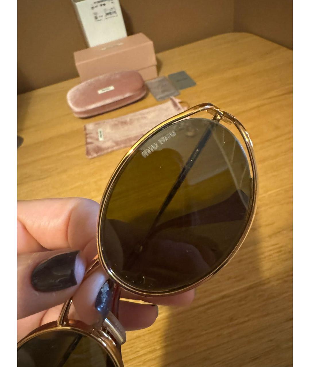 MIU MIU Золотые металлические солнцезащитные очки, фото 6