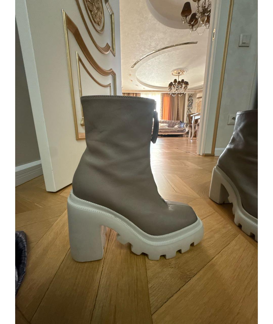 VIC MATIE Серые кожаные ботильоны, фото 5