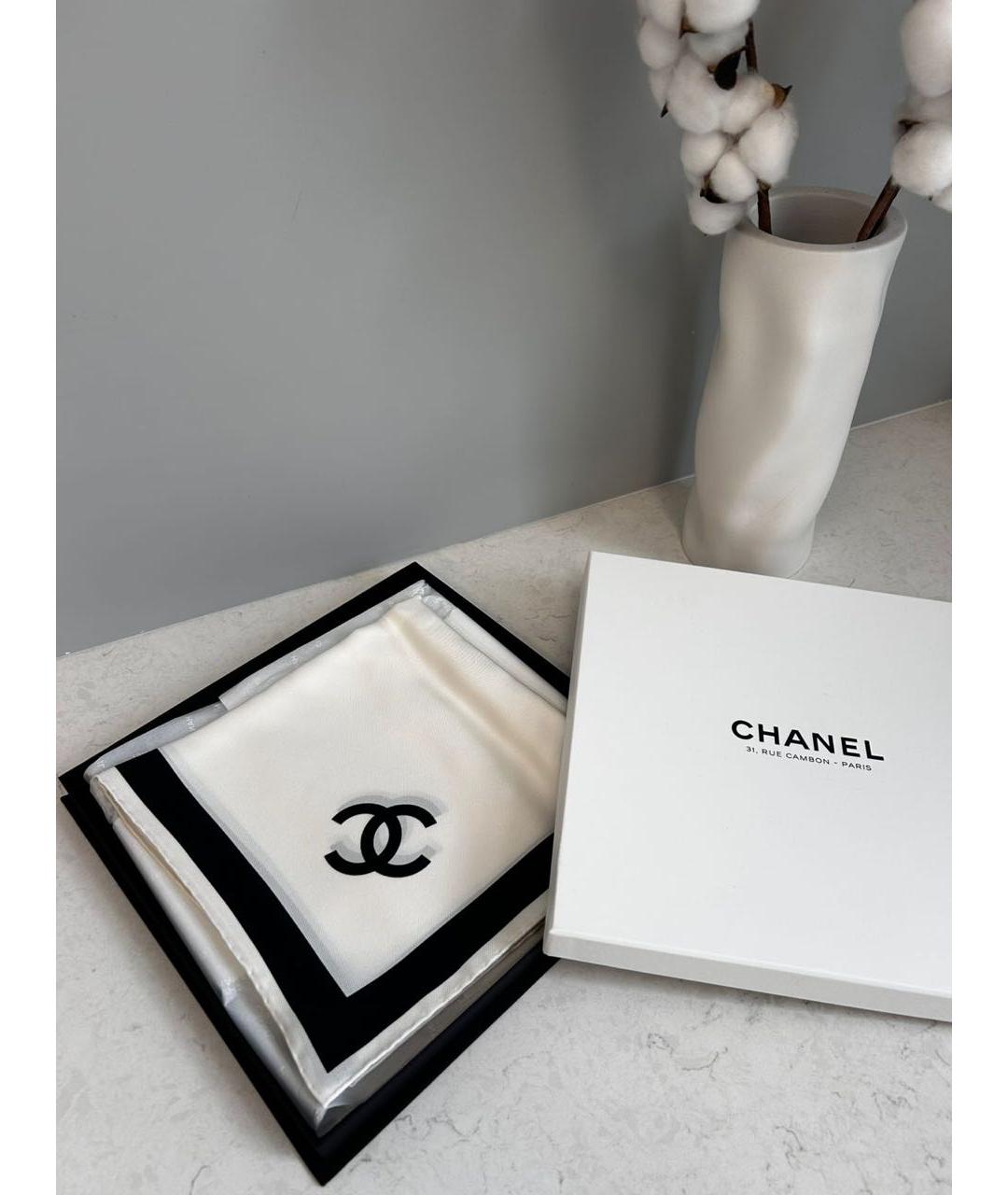 CHANEL Белый шелковый платок, фото 3