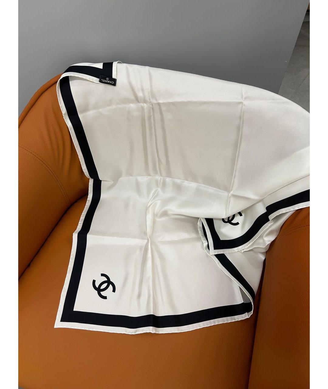 CHANEL Белый шелковый платок, фото 2