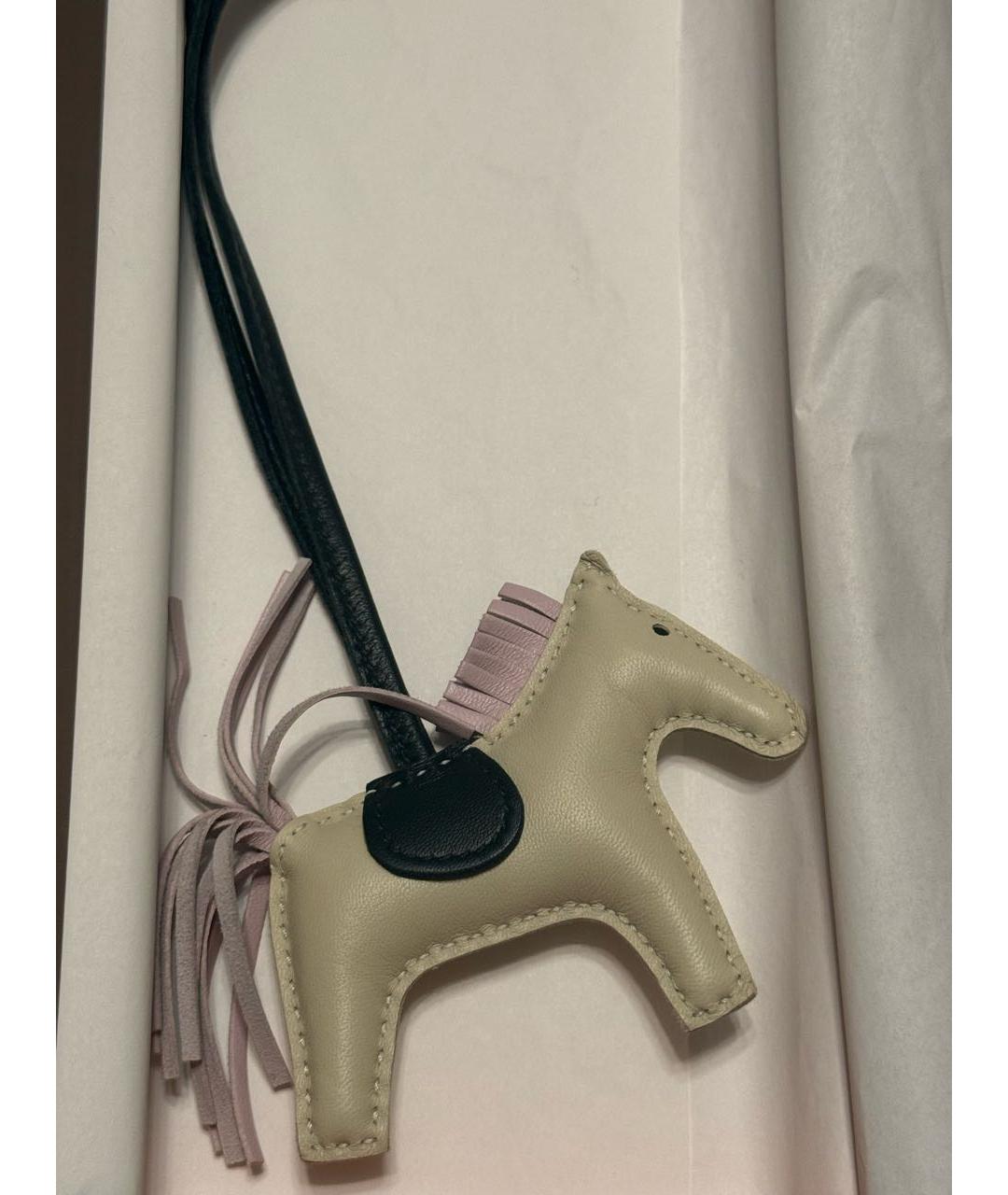 HERMES Бежевый брелок, фото 3