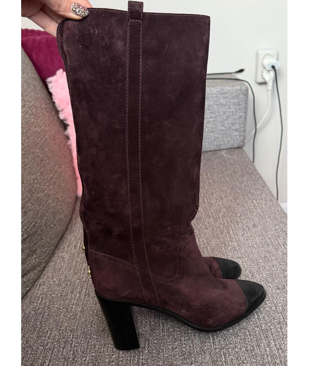 CHANEL Замшевые сапоги, фото 2