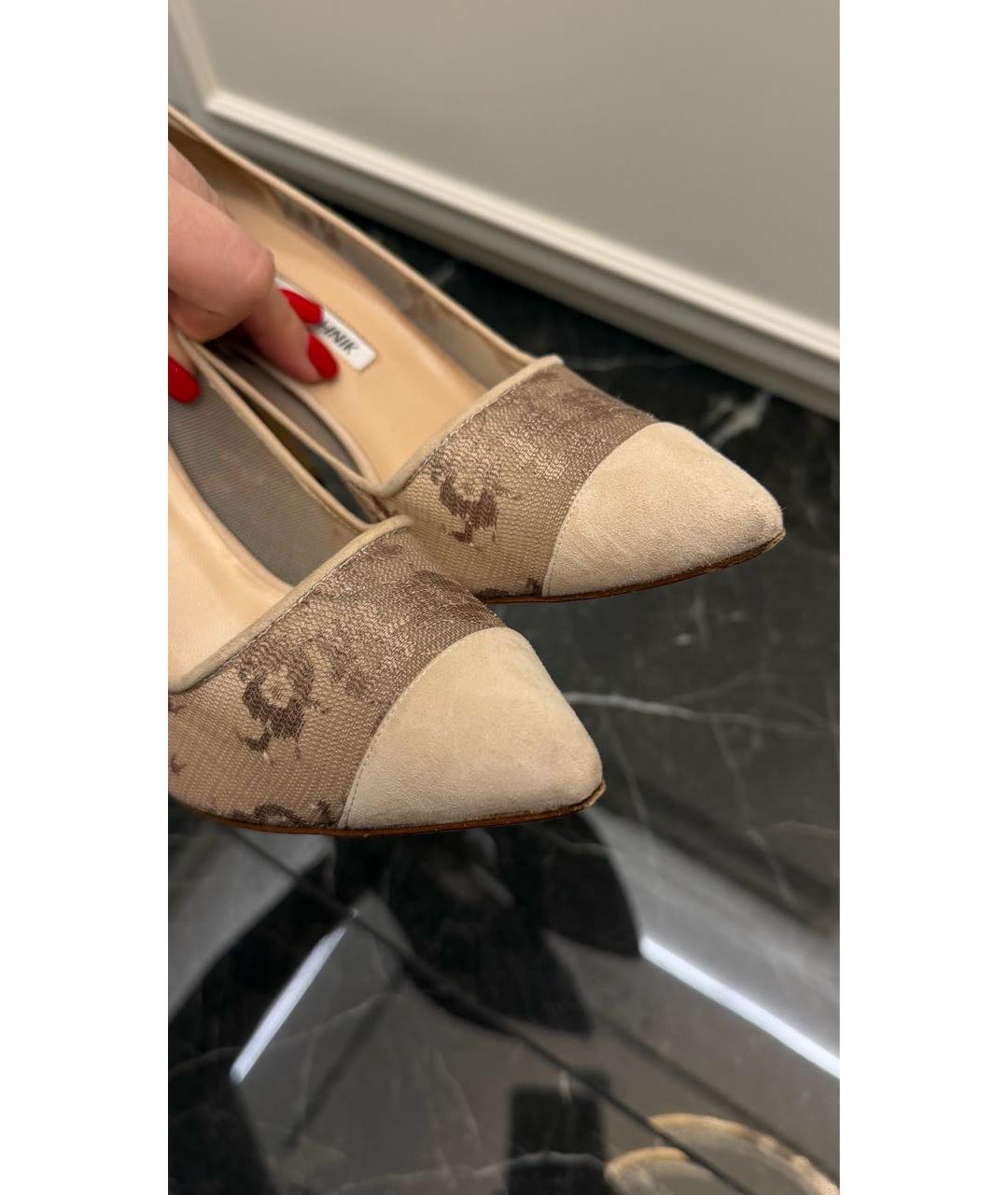 MANOLO BLAHNIK Бежевые замшевые туфли, фото 6