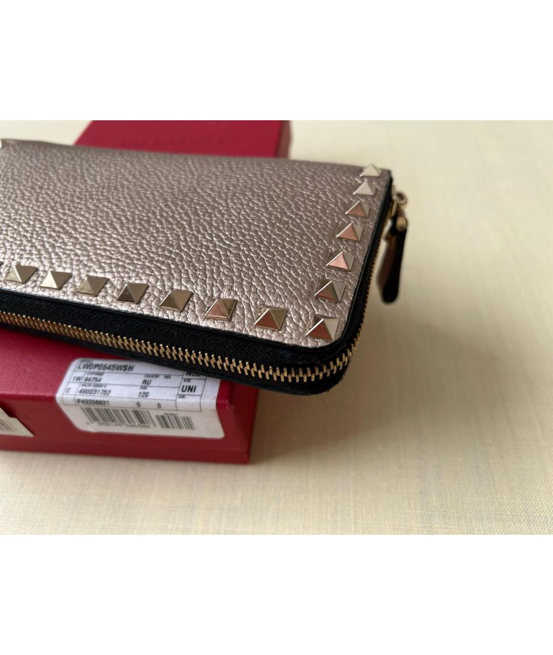 VALENTINO Золотой кожаный кошелек, фото 5