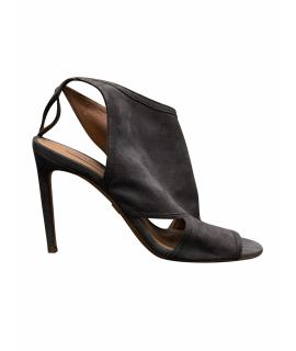 HUGO BOSS Босоножки