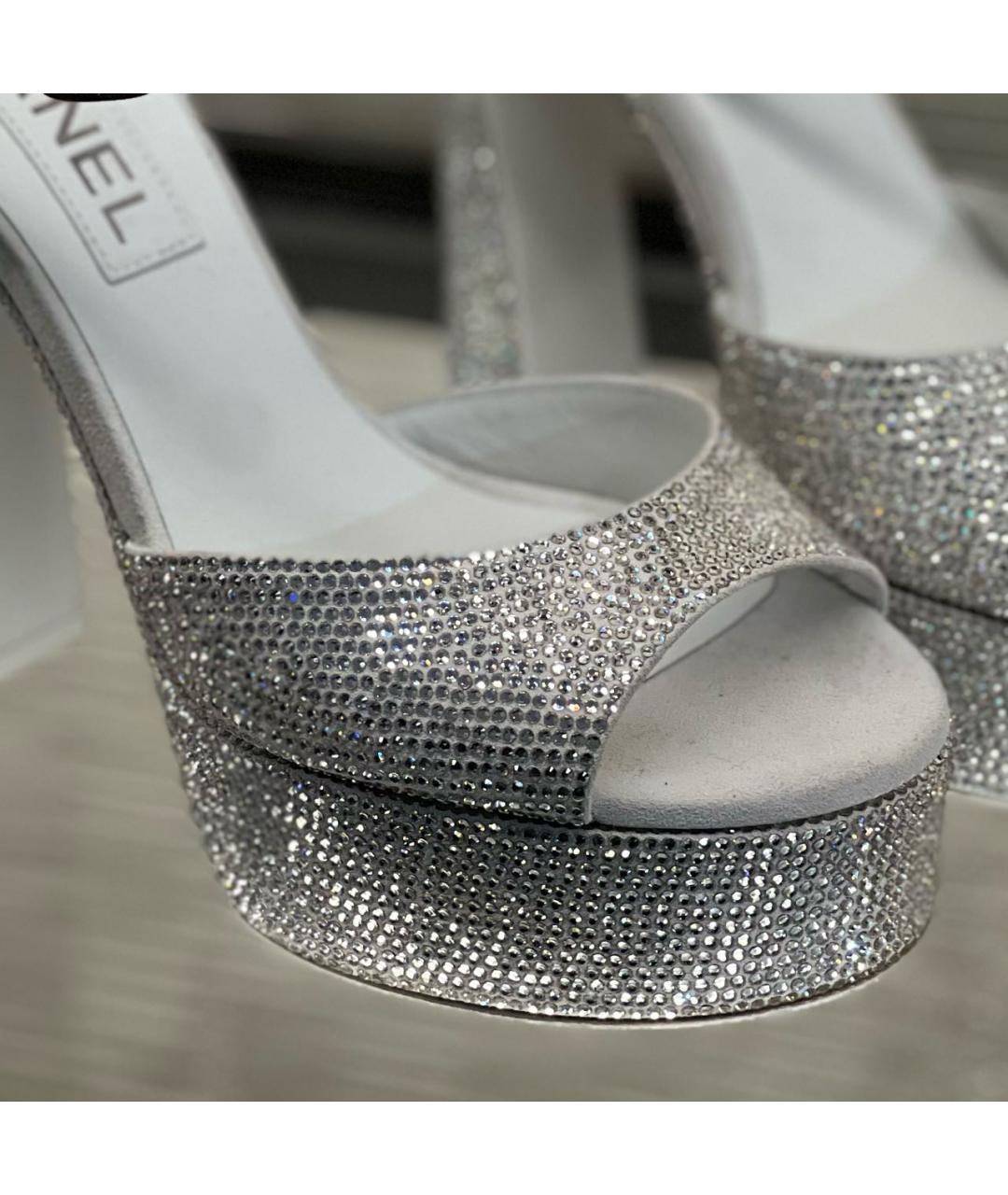 CHANEL Серебряные босоножки, фото 6