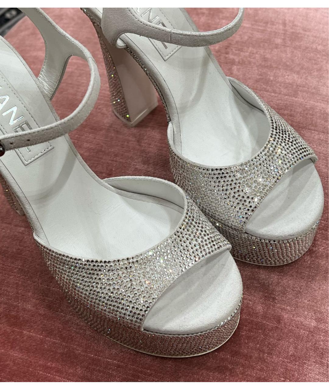 CHANEL Серебряные босоножки, фото 2