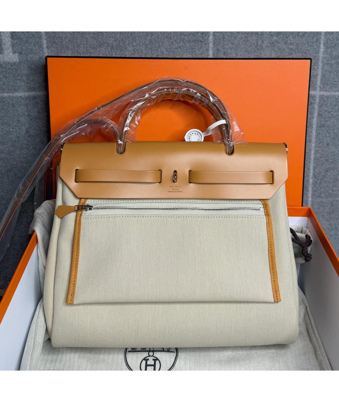 HERMES Бежевая тканевая сумка через плечо, фото 3